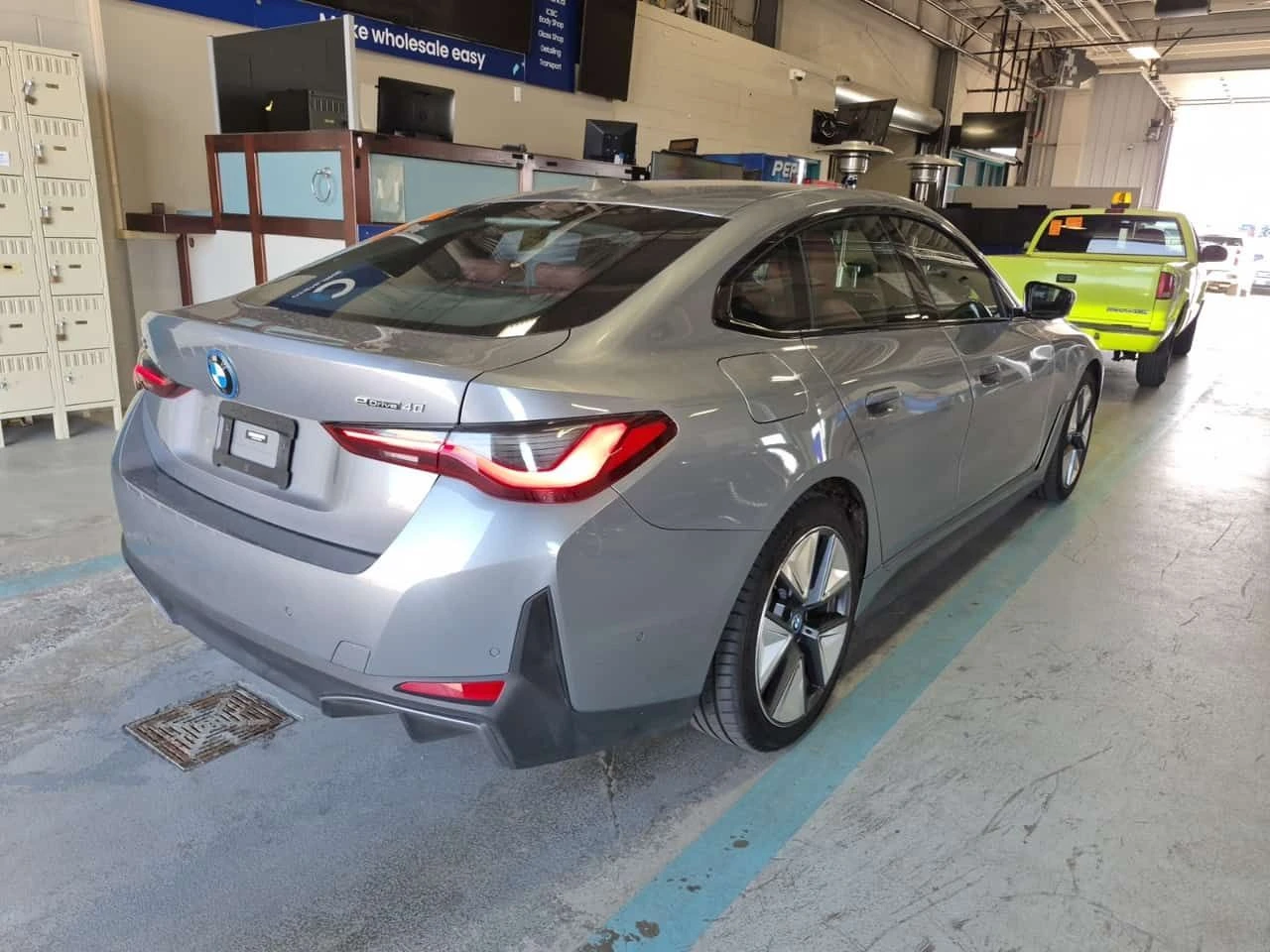 BMW i4 * EDRIVE40 * CARFAX * Без инциденти * , снимка 3 - Автомобили и джипове - 55372189