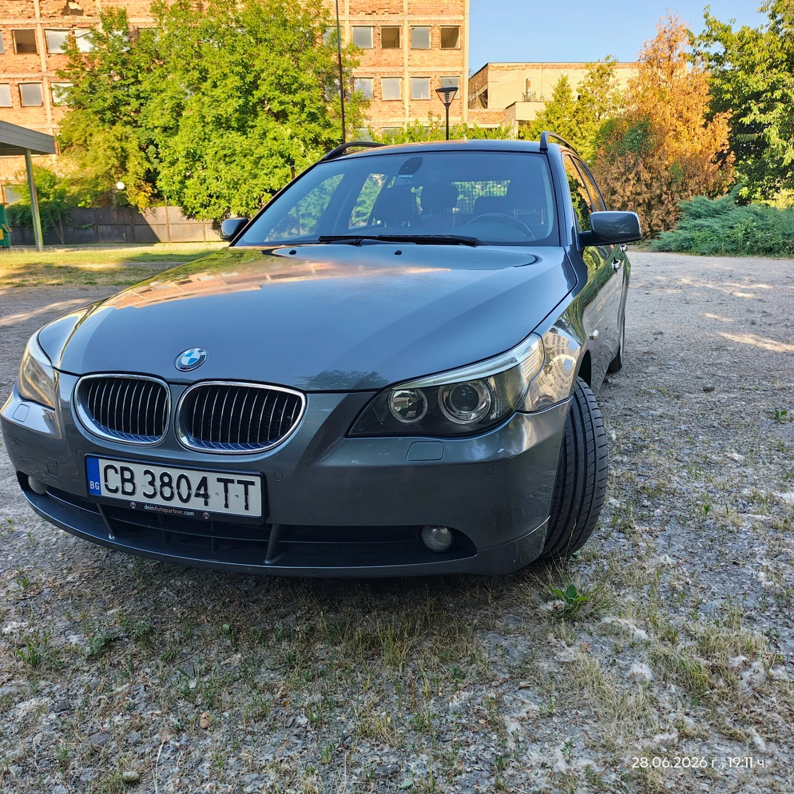 BMW 523 2.5 газ-бензин 177 к.с