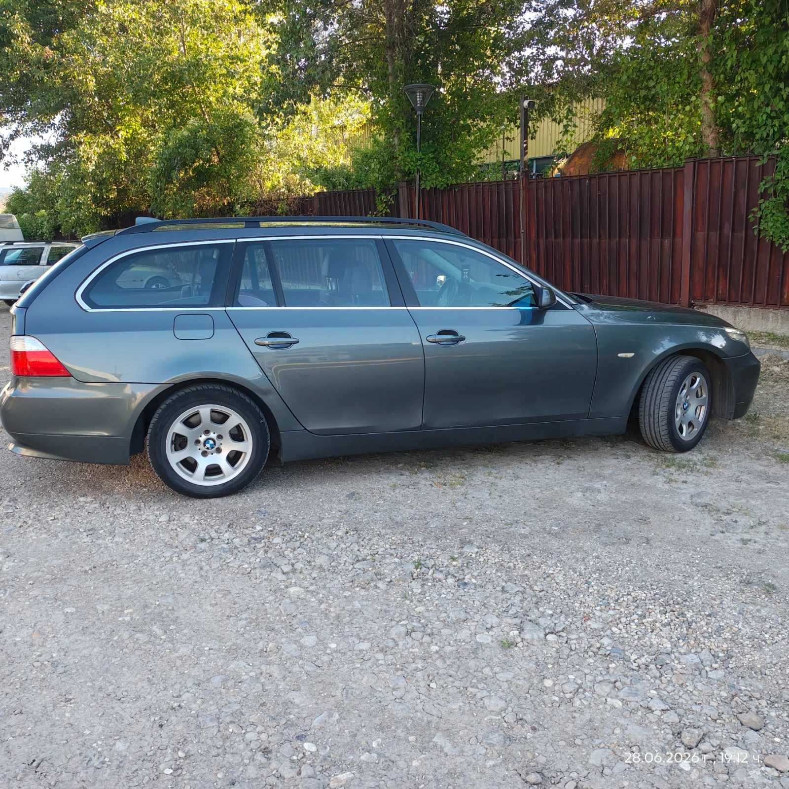 BMW 523 2.5 газ-бензин 177 к.с, снимка 2 - Автомобили и джипове - 55417996