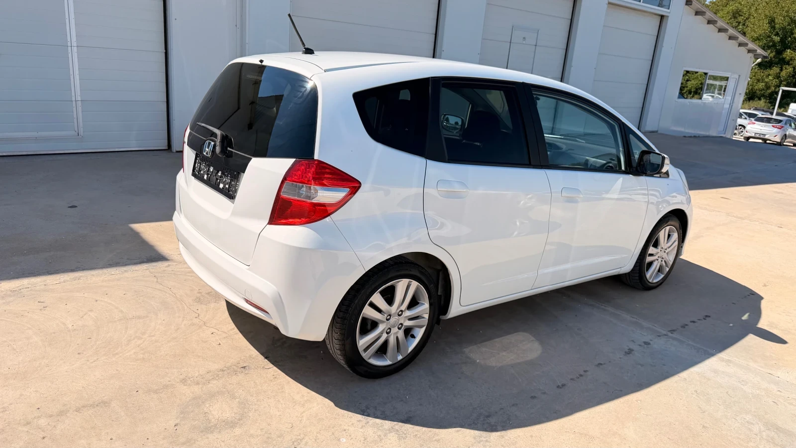 Honda Jazz 1.4i 100k.c* Avtomat* 150 000km* , снимка 14 - Автомобили и джипове - 55483203