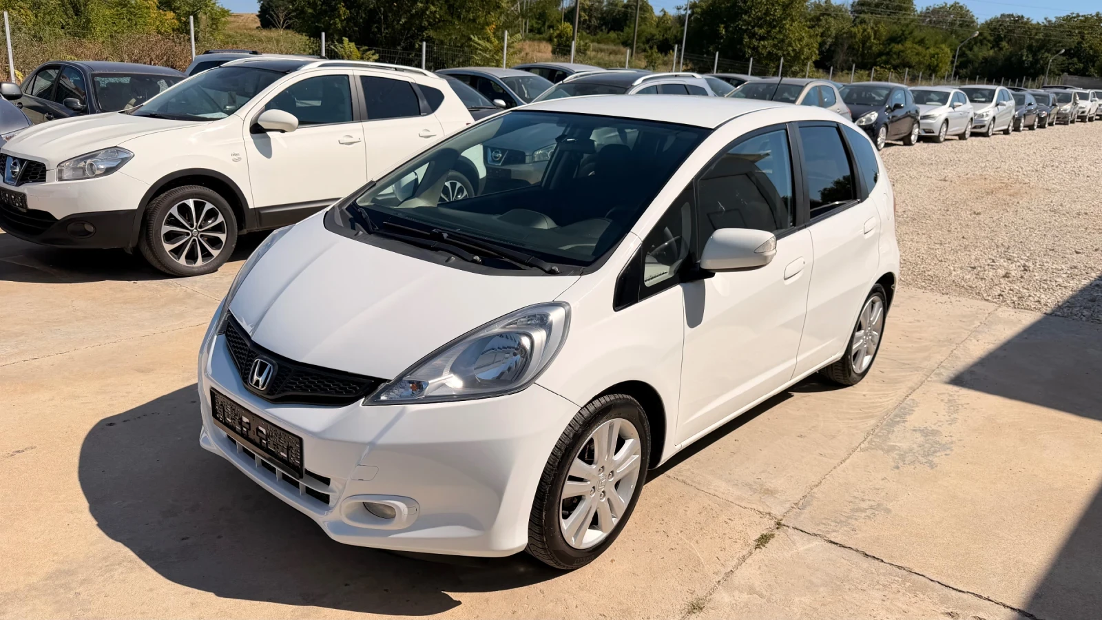 Honda Jazz 1.4i 100k.c* Avtomat* 150 000km* , снимка 2 - Автомобили и джипове - 55483203