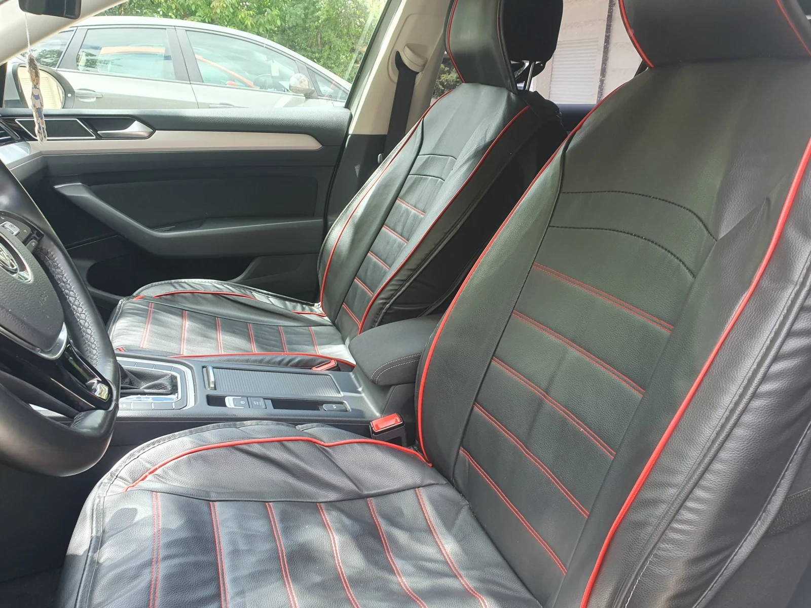 VW Passat B8 Перфектен, снимка 12 - Автомобили и джипове - 55500057