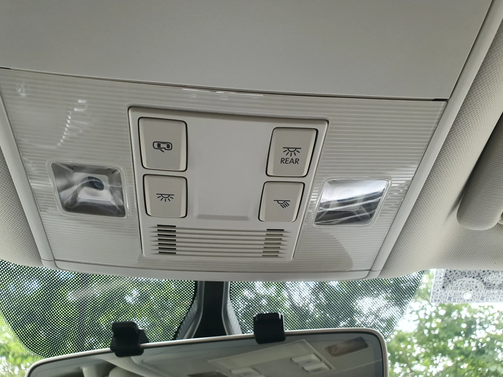 VW Passat B8 Перфектен, снимка 6 - Автомобили и джипове - 55500057