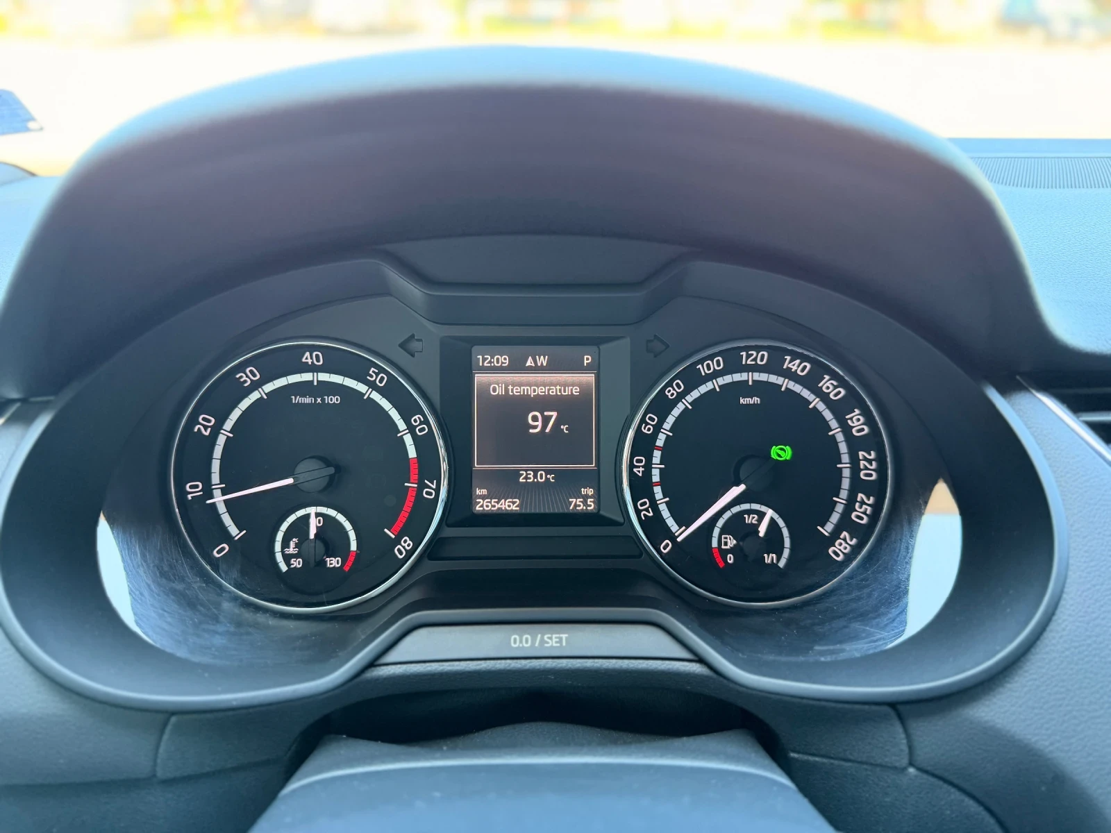 Skoda Octavia, снимка 15 - Автомобили и джипове - 55619400