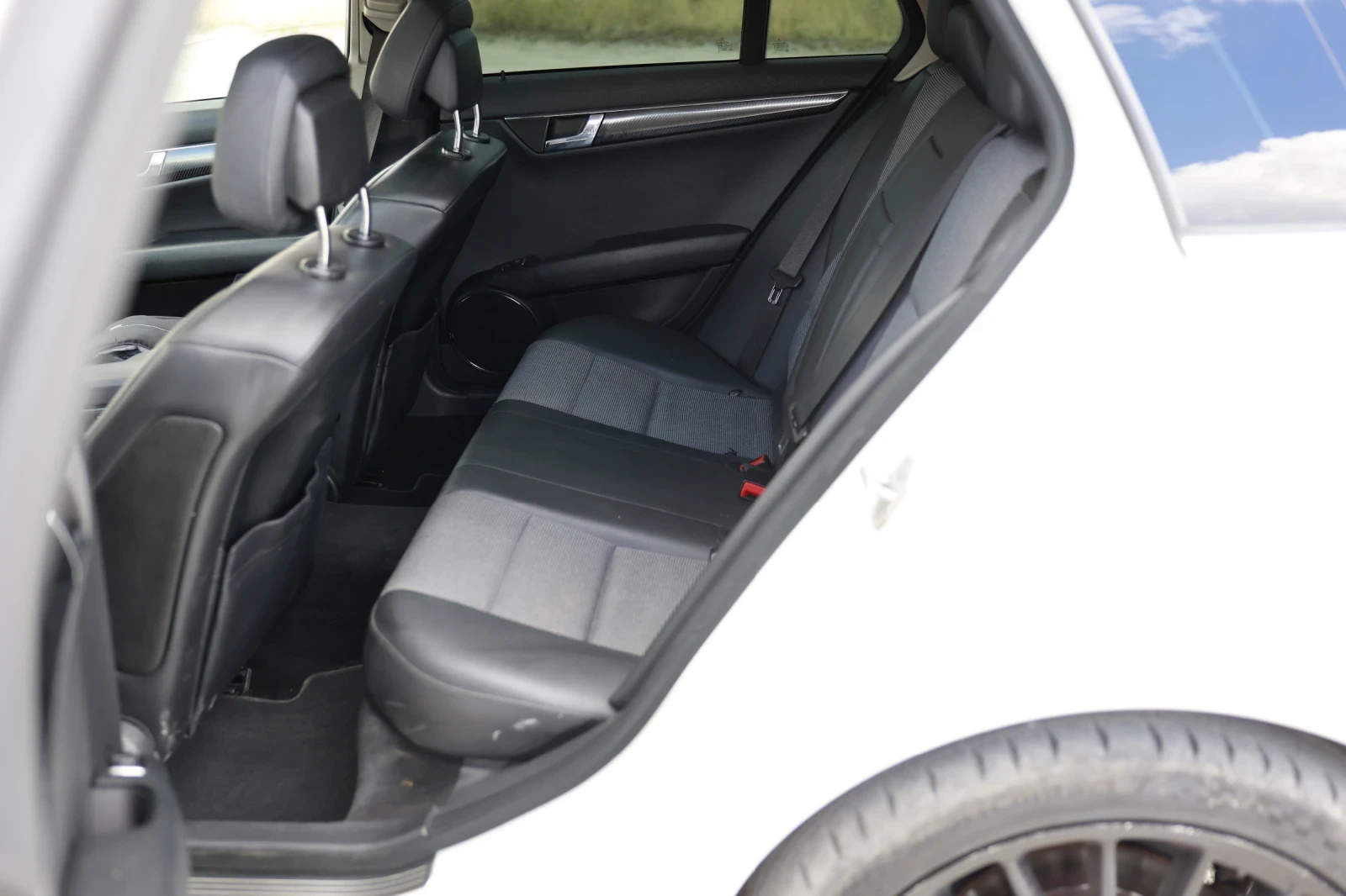 Mercedes-Benz C 220 Mercedes W204 C204 TOP, снимка 12 - Автомобили и джипове - 55706418