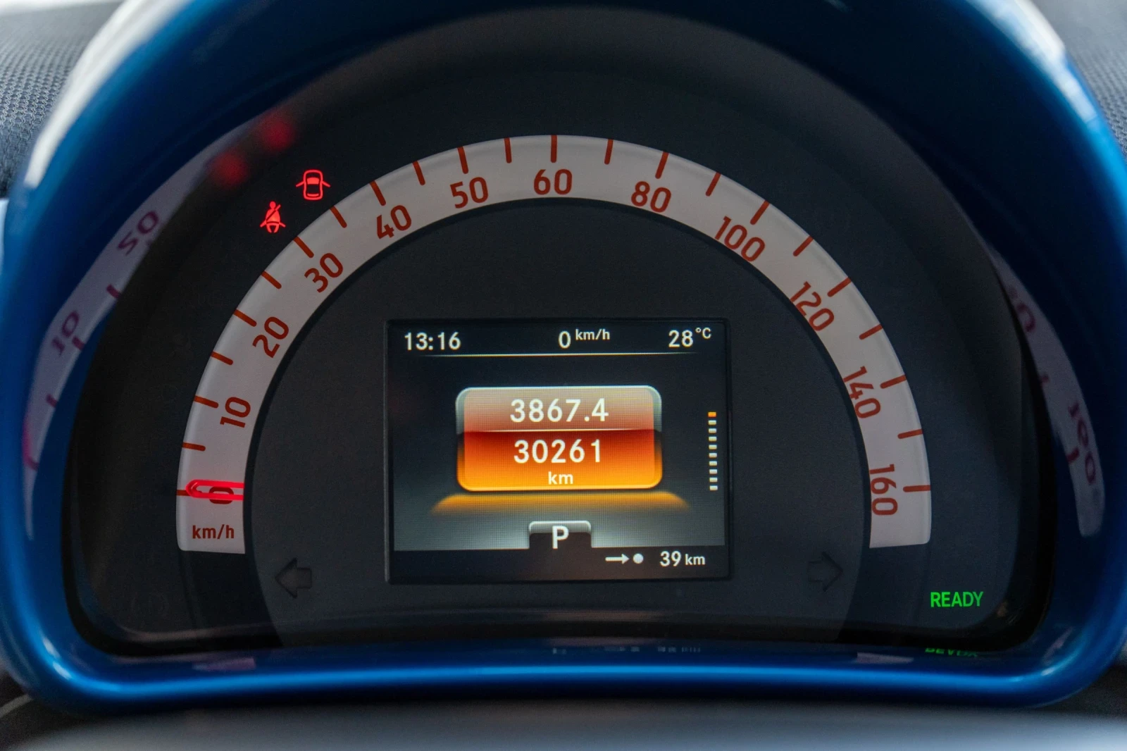 Smart Forfour EQ, снимка 10 - Автомобили и джипове - 55731906