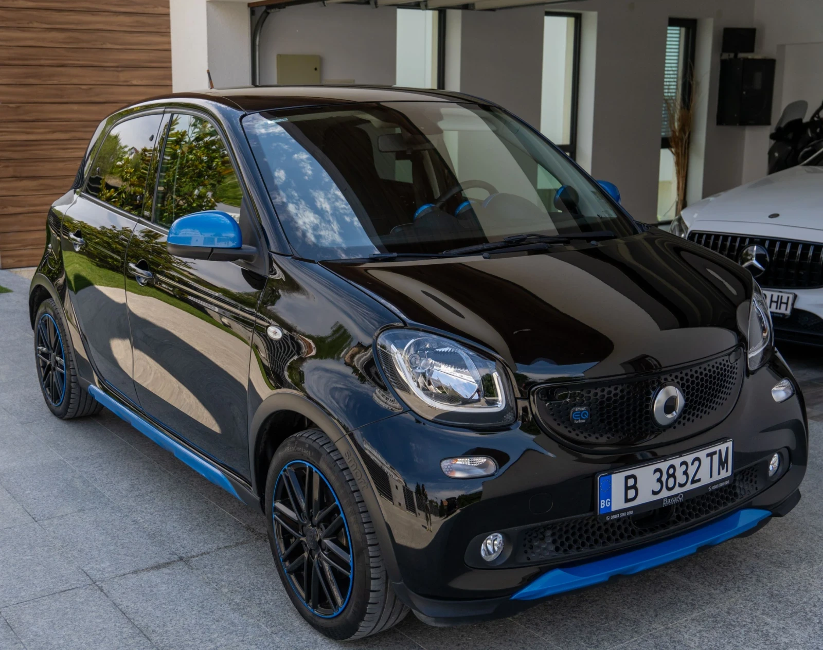 Smart Forfour EQ, снимка 5 - Автомобили и джипове - 55731906