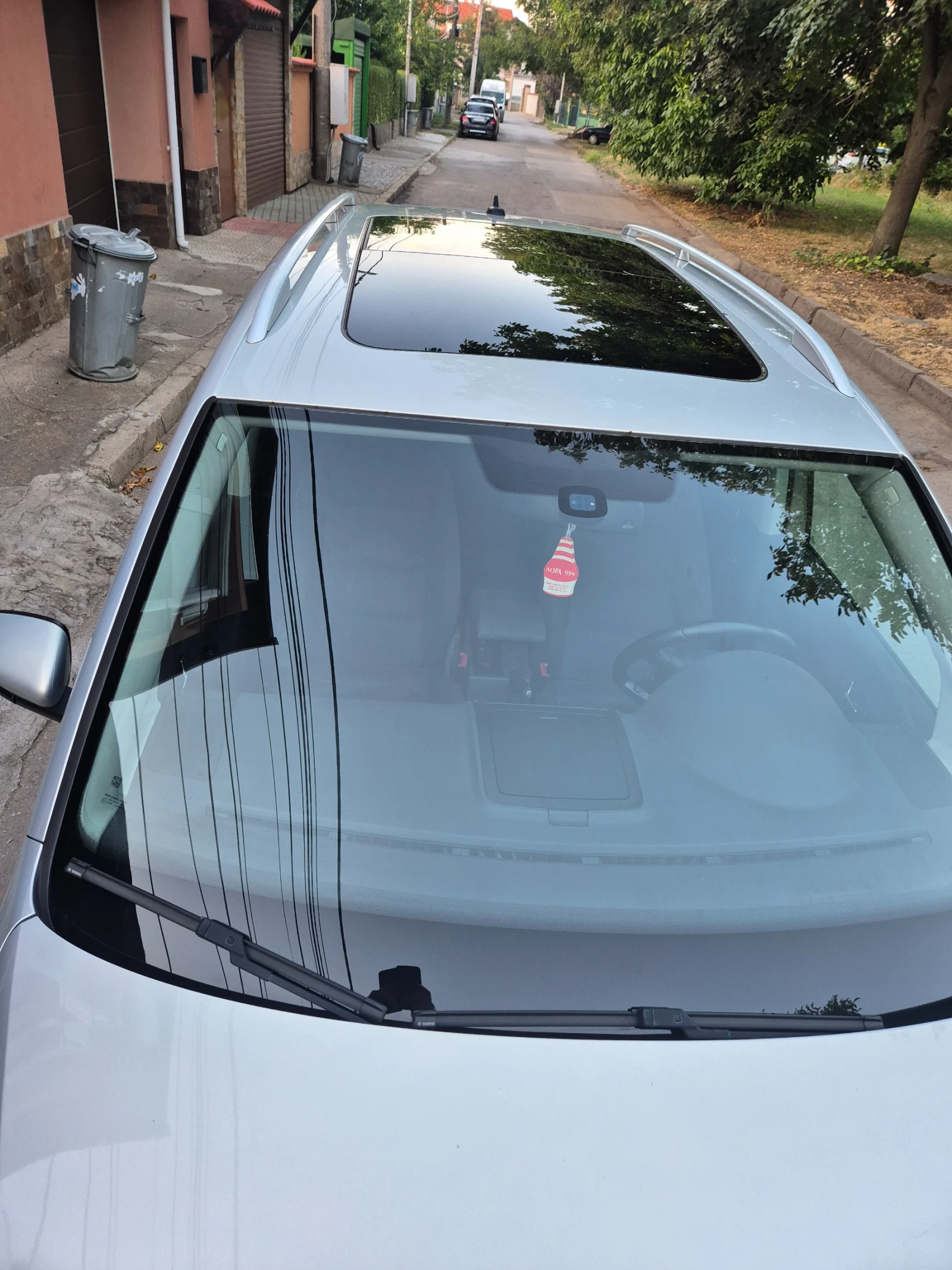 VW Touran, снимка 12 - Автомобили и джипове - 56298464