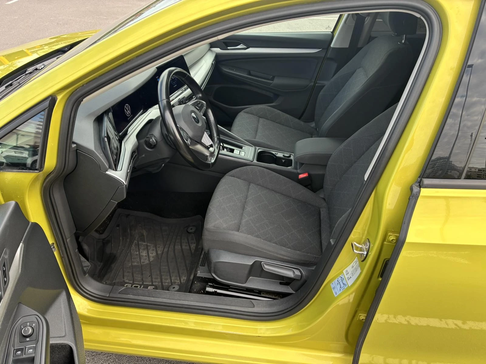 VW Golf  1.5TSI Virtual Cockpit Автоматик (нова обява), снимка 8 - Автомобили и джипове - 56511826