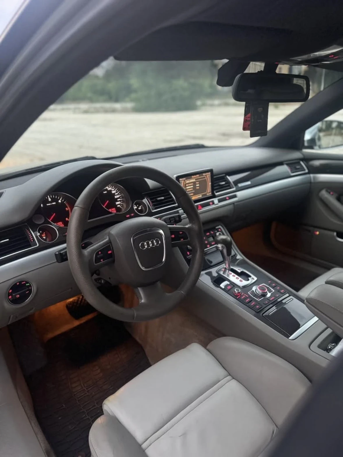 Audi A8 4.2TDI, снимка 10 - Автомобили и джипове - 56480868