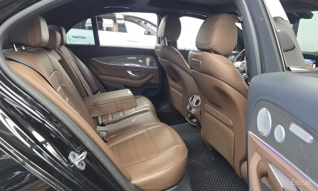 Mercedes-Benz E 53 AMG 4MATIC+ | FULL | 360 ������ | Mobile.bg � ����������� 8