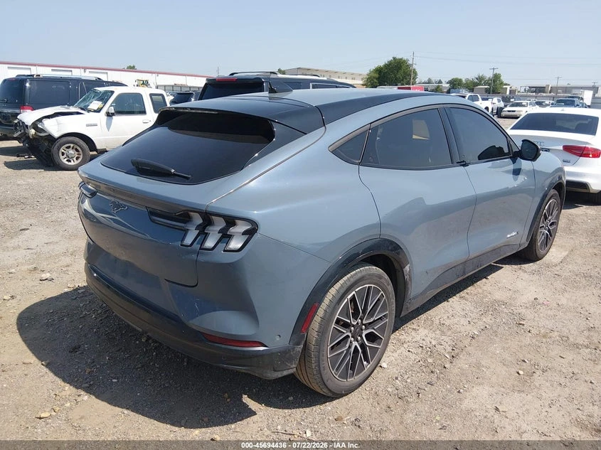 Ford Mustang Mach-E Premium, снимка 4 - Автомобили и джипове - 56521730
