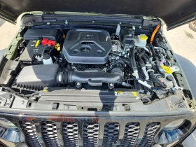 Jeep Wrangler 2.0l 4Xe, снимка 12