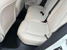 Mercedes-Benz GLA 250 4MATIC | CARFAX | БЕЗ ИНЦИДЕНТИ | Auto.bg — изображение 11