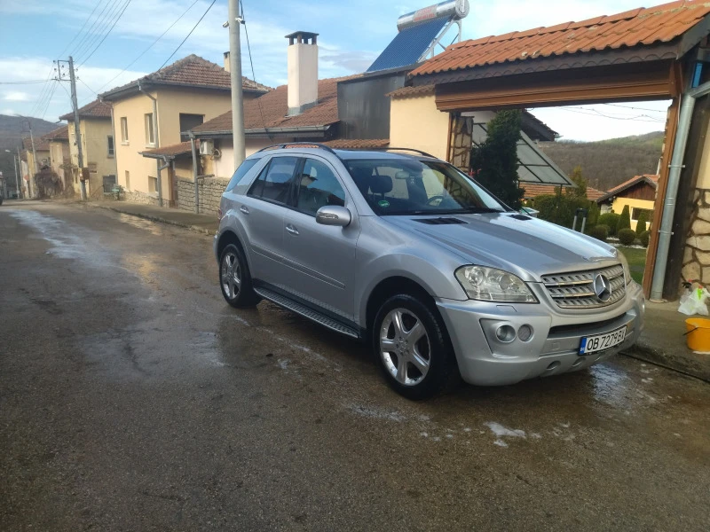 Mercedes-Benz ML 500, снимка 2 - Автомобили и джипове - 48045029