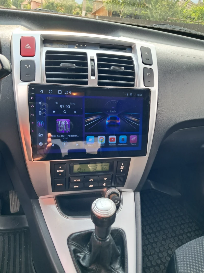 Hyundai Tucson, снимка 5 - Автомобили и джипове - 53126407