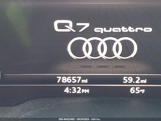 Audi Q7 3.0T Premium Plus | СЕРВИЗНА ИСТОРИЯ | , снимка 14 - Автомобили и джипове - 47957166