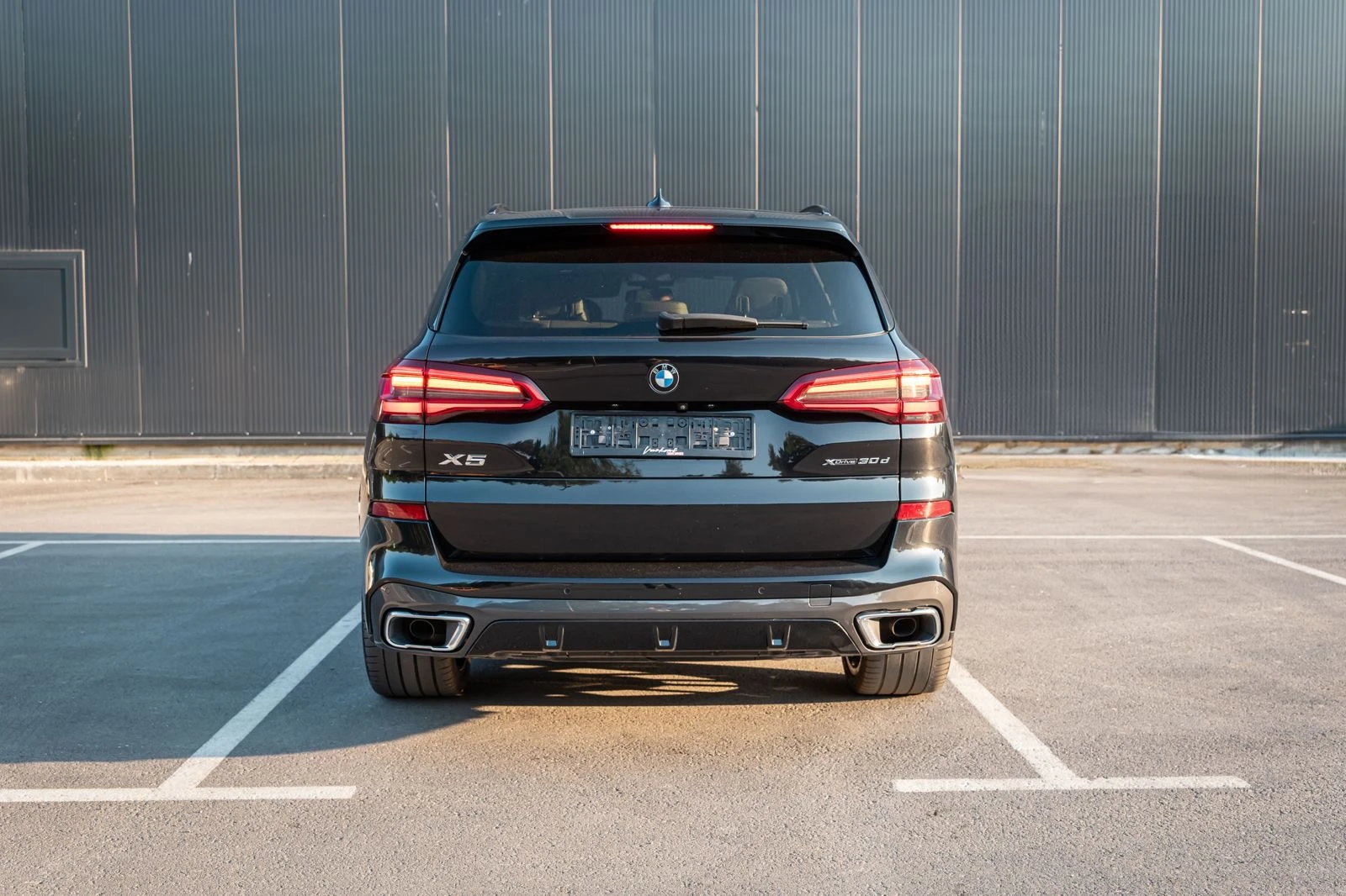 BMW X5 M 30d xDrive Shadow Line High Executive 22 - изображение 3