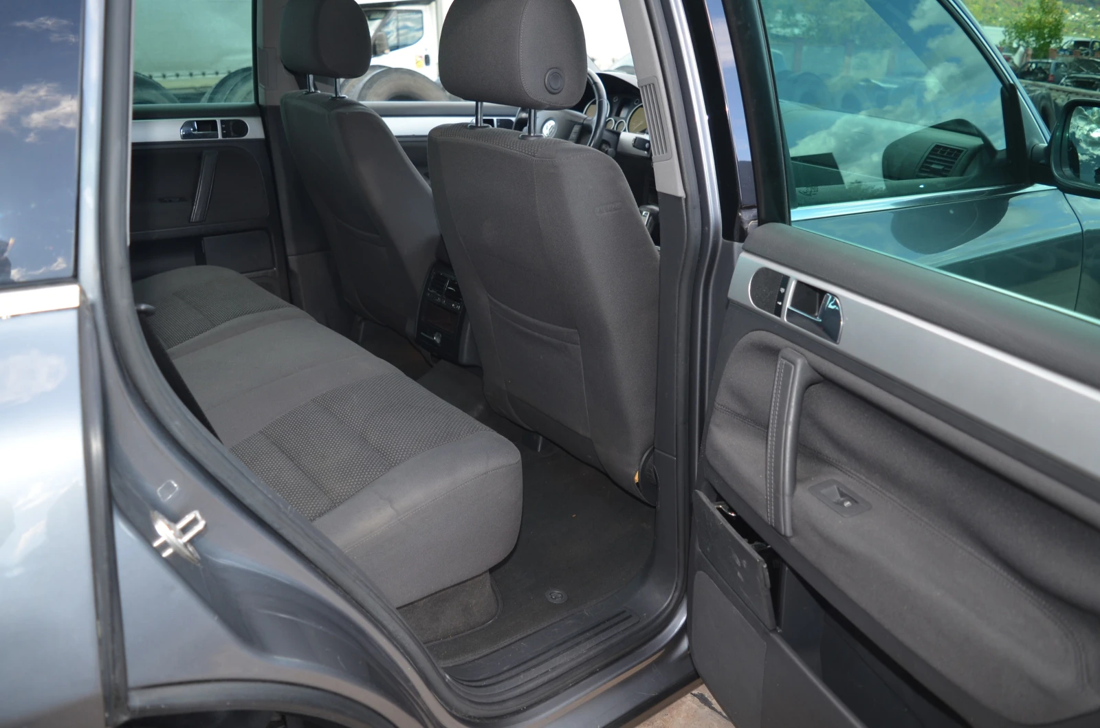 VW Touareg 3.0 TDI | Mobile.bg — изображение 15