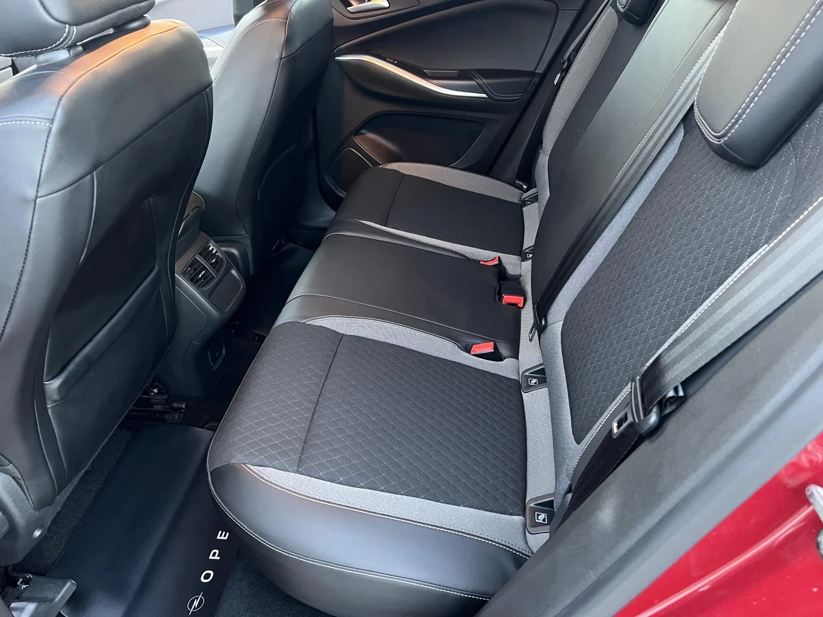 Opel Grandland X 1.5 DIESEL 130CH BVA8 * ELEGANCE *  | Mobile.bg   11