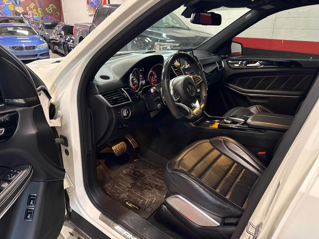 Mercedes-Benz GLS * AMG 63 * CARFAX * БЕЗ ПЪРВОНАЧАЛНА ВНОСКА - изображение 5