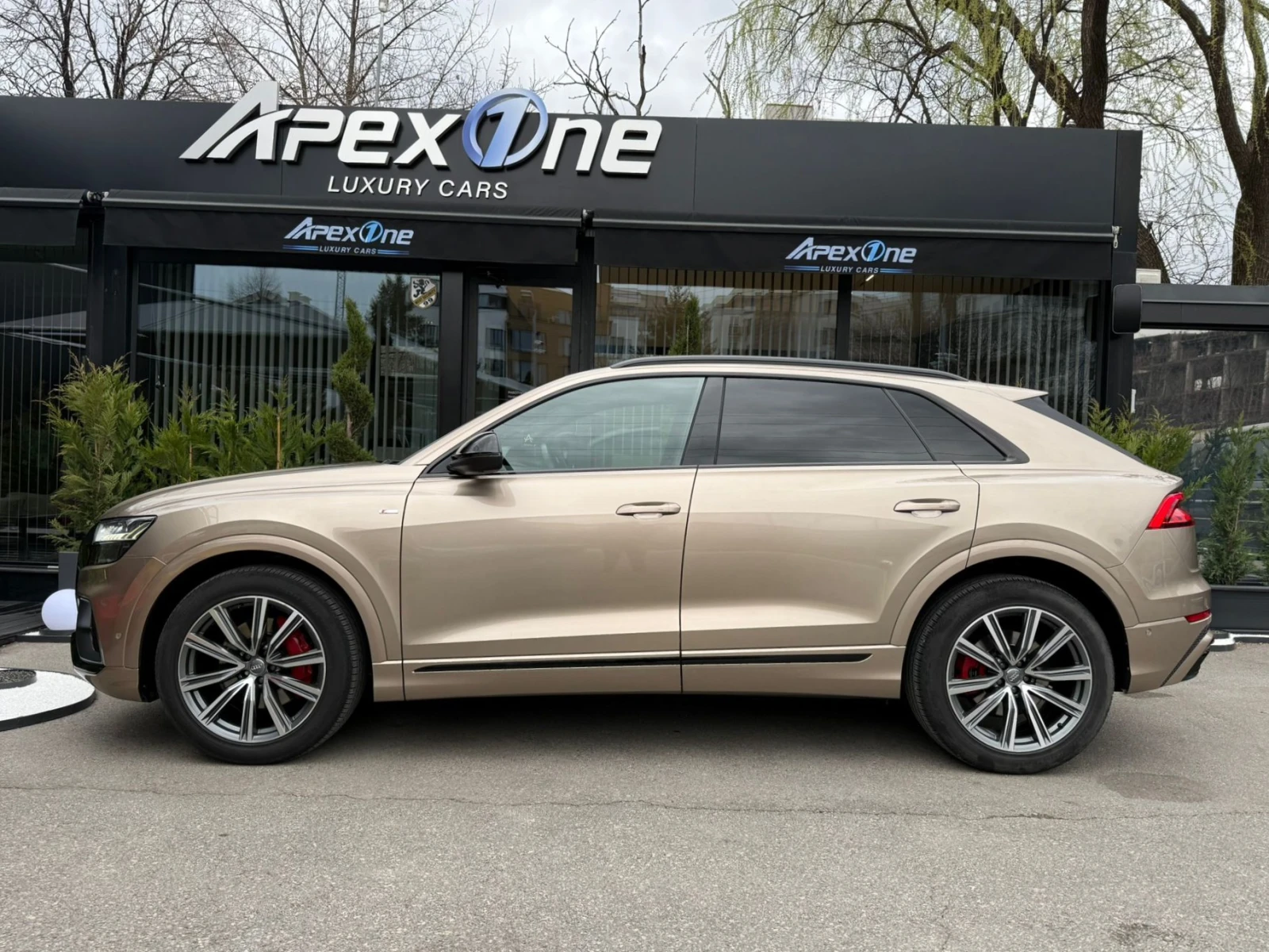 Audi Q8 S LINE, снимка 7 - Автомобили и джипове - 53904767