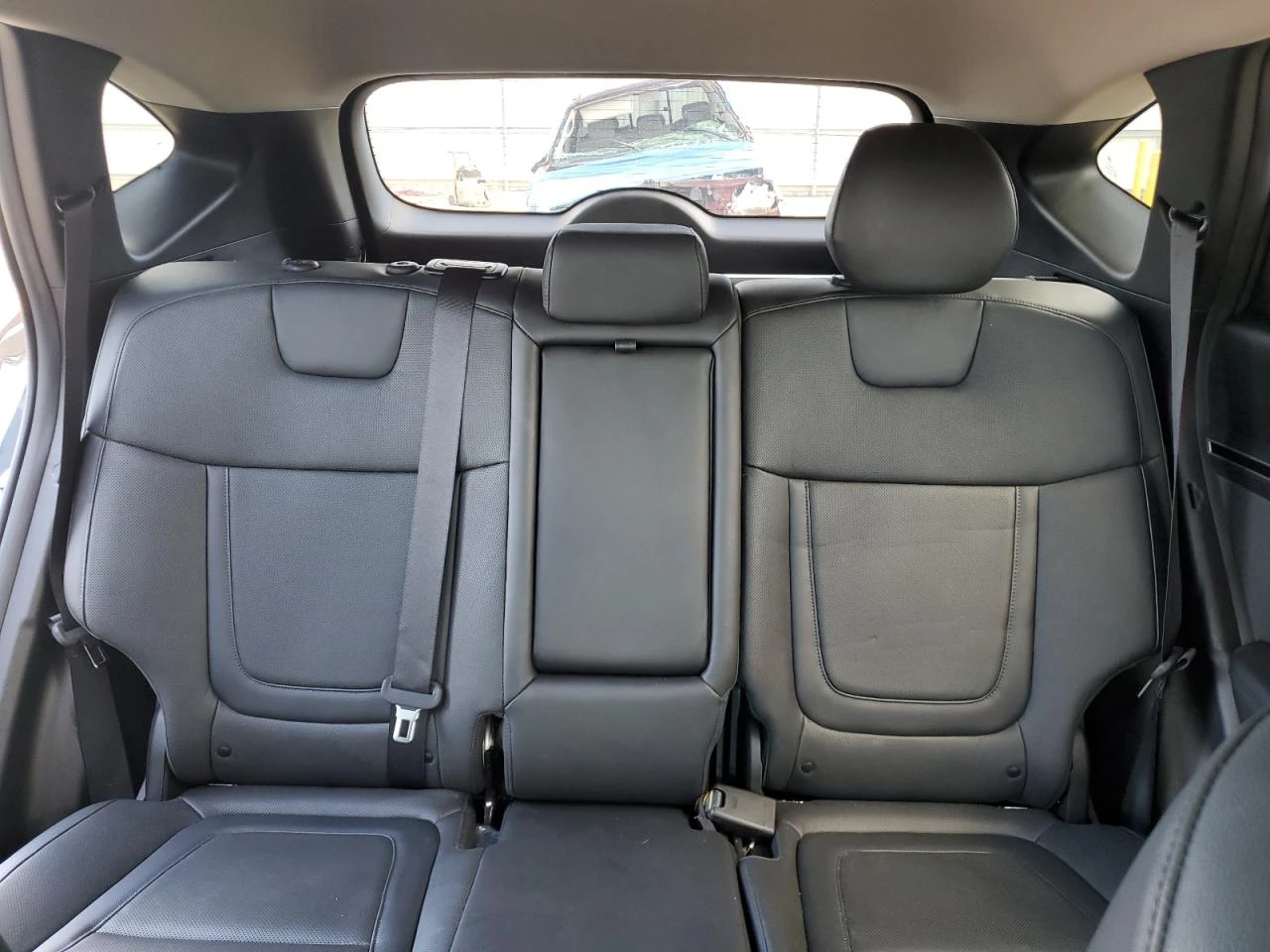 Hyundai Tucson 2.5l Sel, снимка 10 - Автомобили и джипове - 54429846