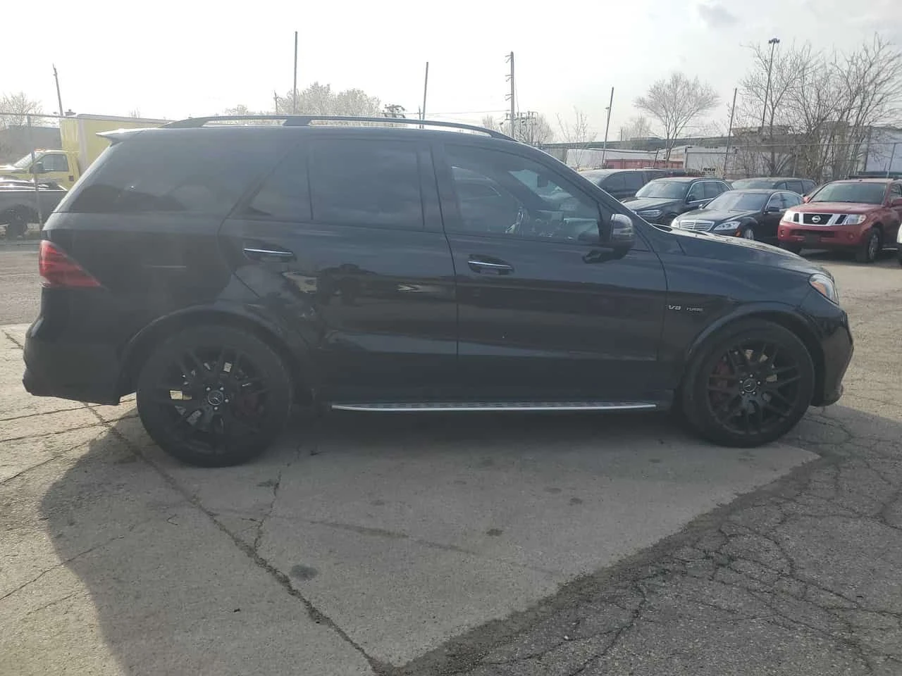 Mercedes-Benz GLE 63 S AMG CARFAX/360 КАМ/ОБДУХ/ПОДГРЕВ/HARMAN, снимка 12 - Автомобили и джипове - 54647770