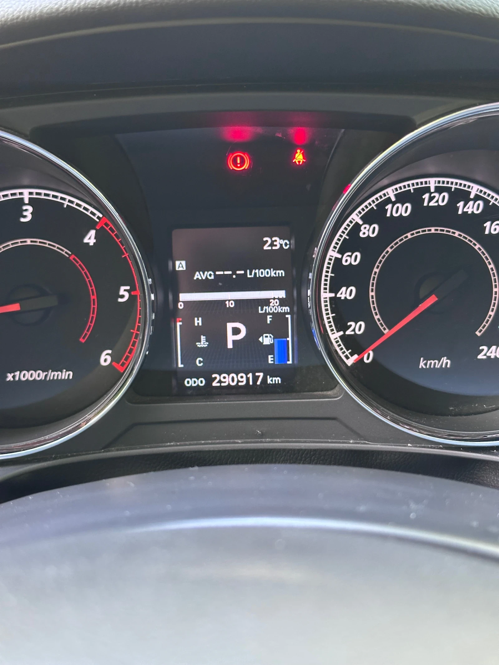 Mitsubishi ASX, снимка 14 - Автомобили и джипове - 54903734