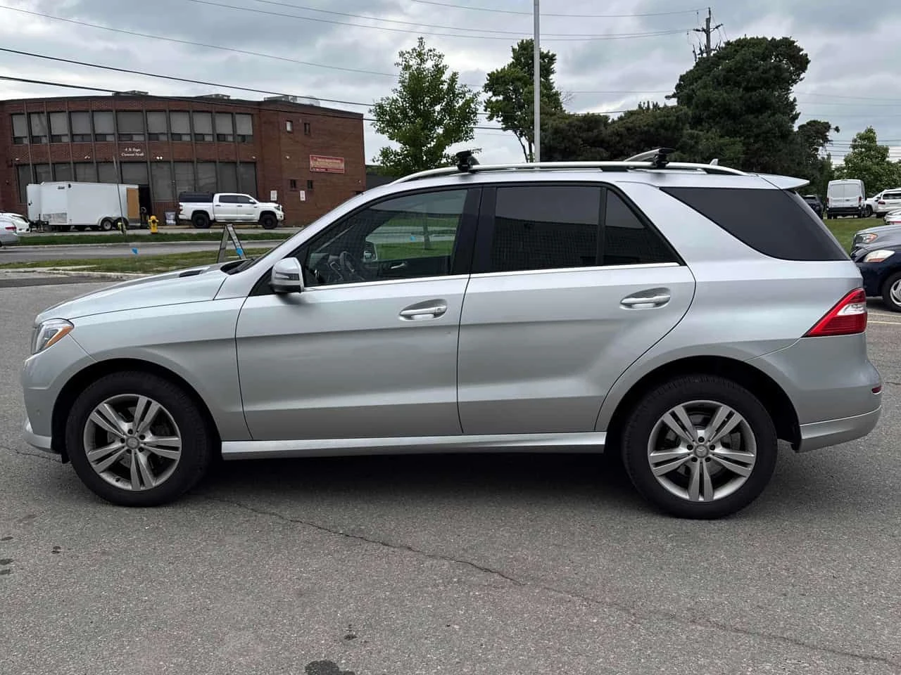 Mercedes-Benz ML 350 * BlueTEC * HARMAN/KARDON* PANORAMA* , снимка 2 - Автомобили и джипове - 55062487