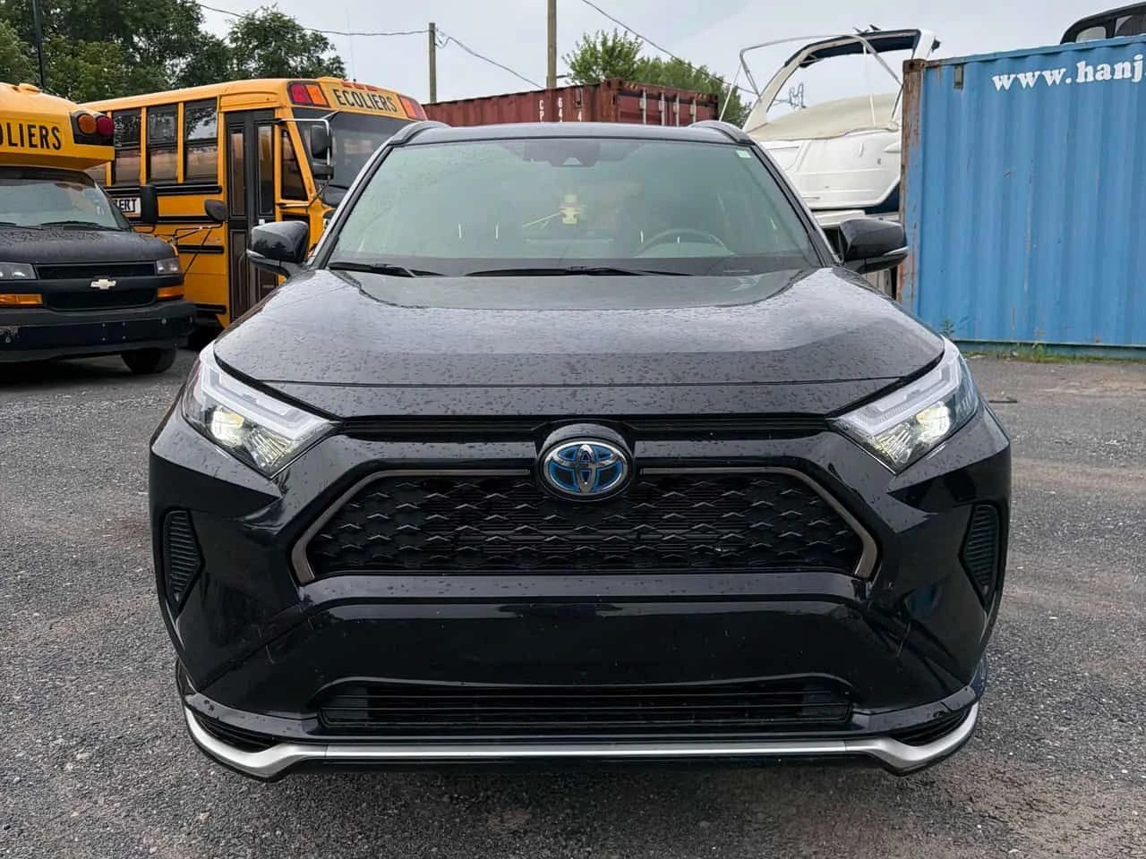 Toyota Rav4 Prime XSE | CARFAX | АВТОКРЕДИТ БЕЗ ПЪРВОНАЧАЛНА, снимка 2 - Автомобили и джипове - 55270708