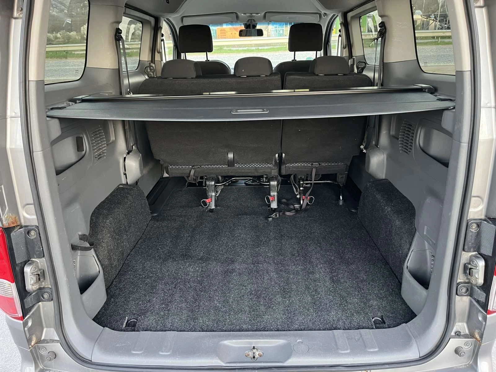 Nissan NV200 EVALIA 1.5DCI 110кс 6 СКОРОСТИ КЛИМАТИК, снимка 15 - Бусове и автобуси - 54129060