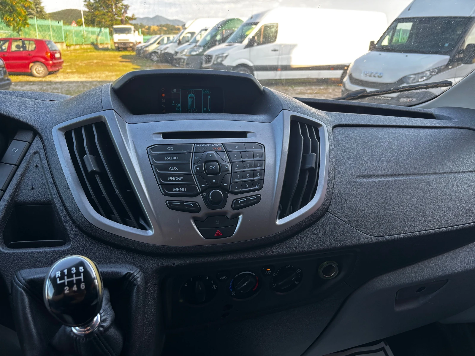 Ford Transit УНИКАТ 2.2 ВЕРИГА , снимка 10 - Бусове и автобуси - 55182257