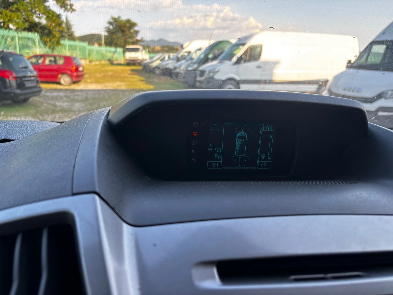 Ford Transit УНИКАТ 2.2 ВЕРИГА , снимка 11 - Бусове и автобуси - 55182257
