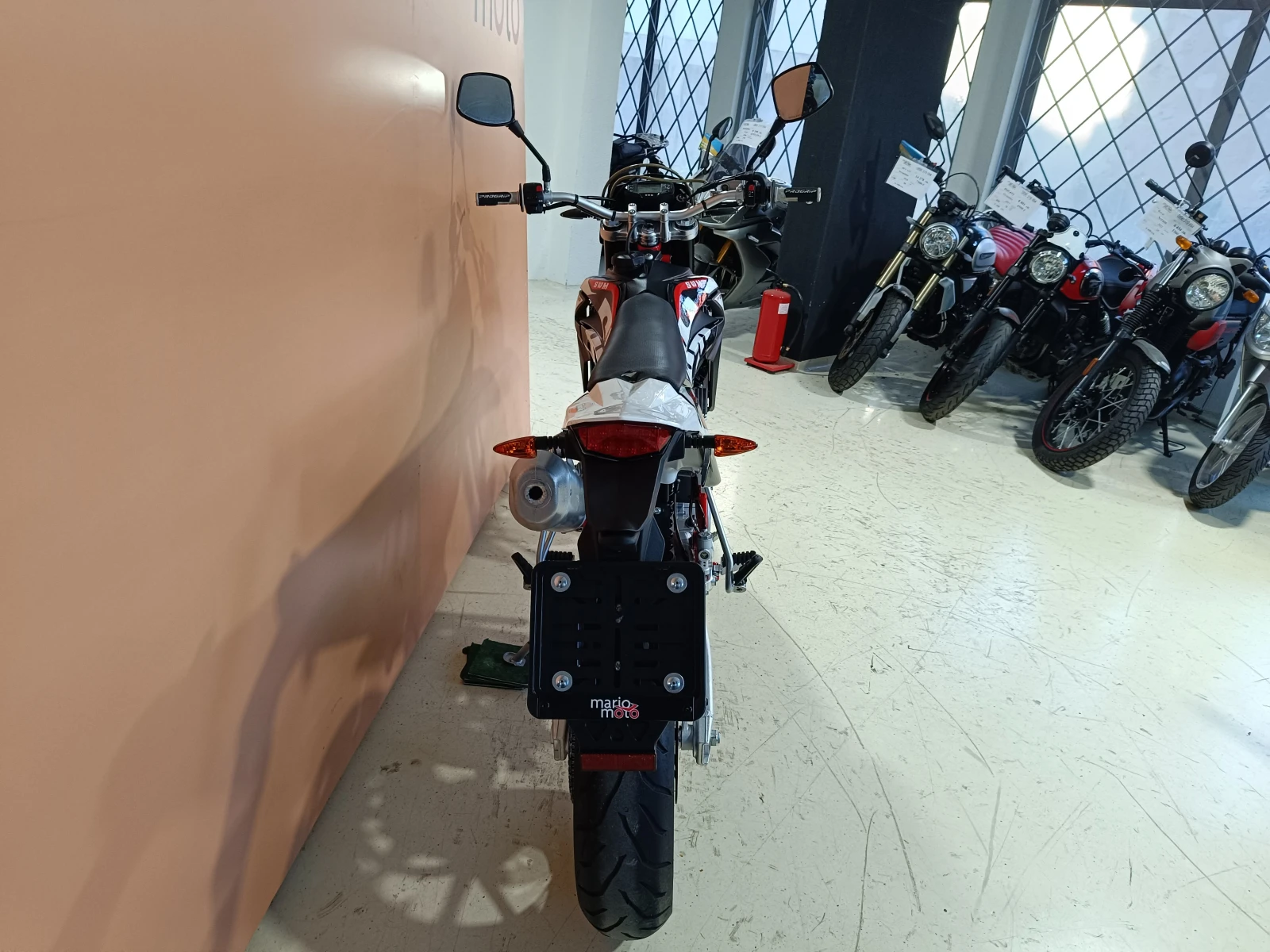 Swm SM 125 R, снимка 4 - Мотоциклети и мототехника - 54854658