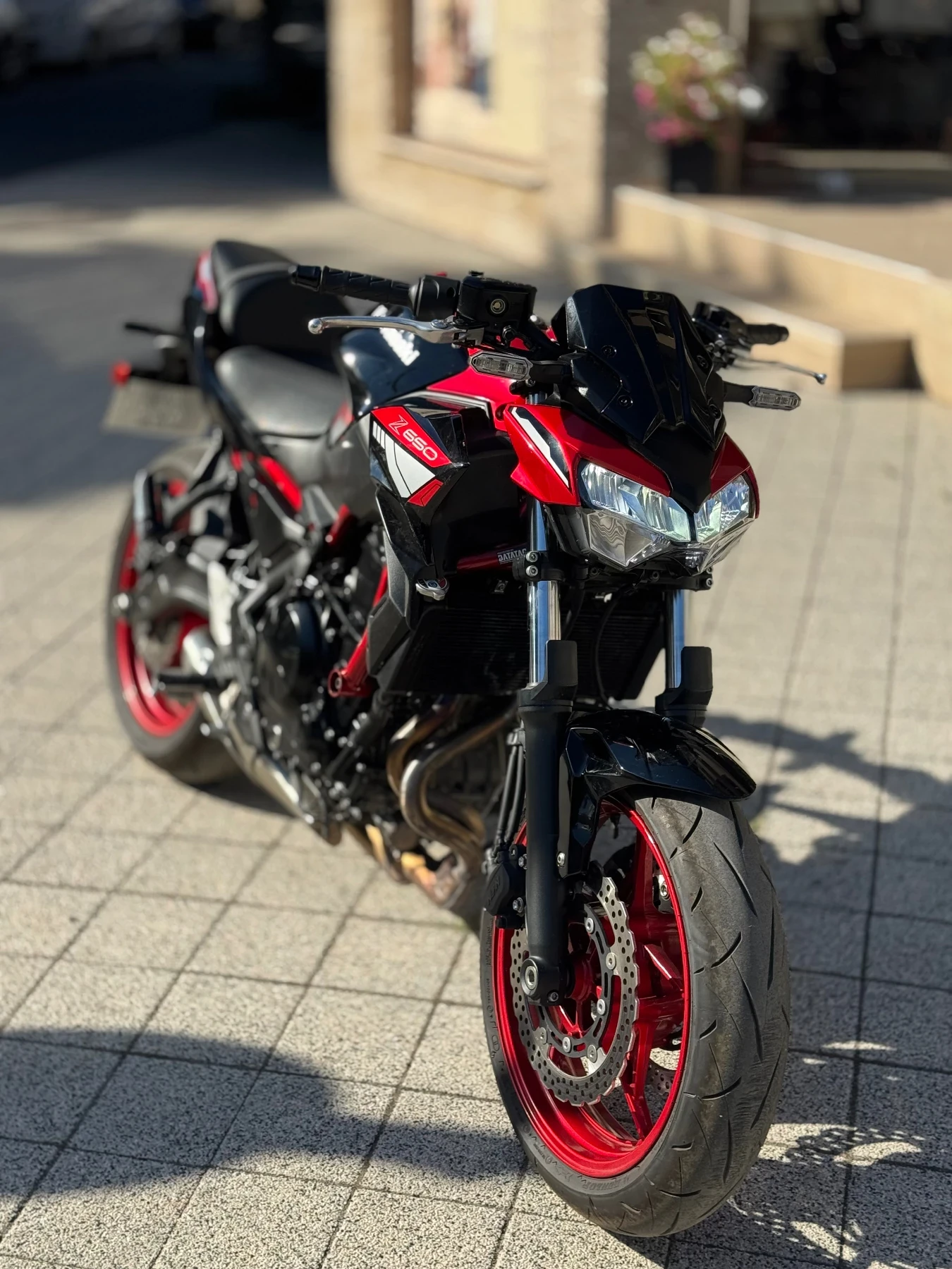 Kawasaki Z 650, снимка 3 - Мотоциклети и мототехника - 55960282