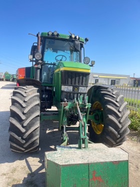 Трактор John Deere 7810