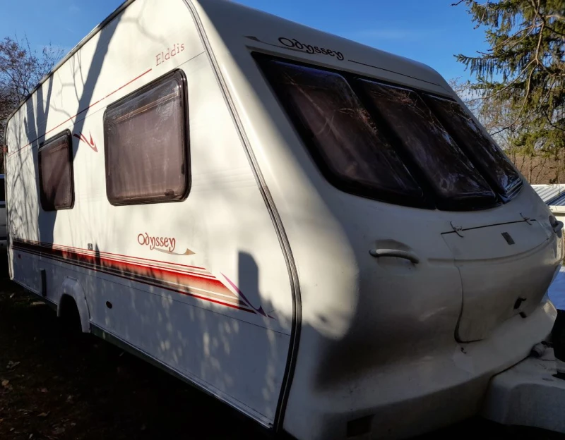 Каравана Eldis Elddis Odyssey 524, снимка 3 - Каравани и кемпери - 48310650