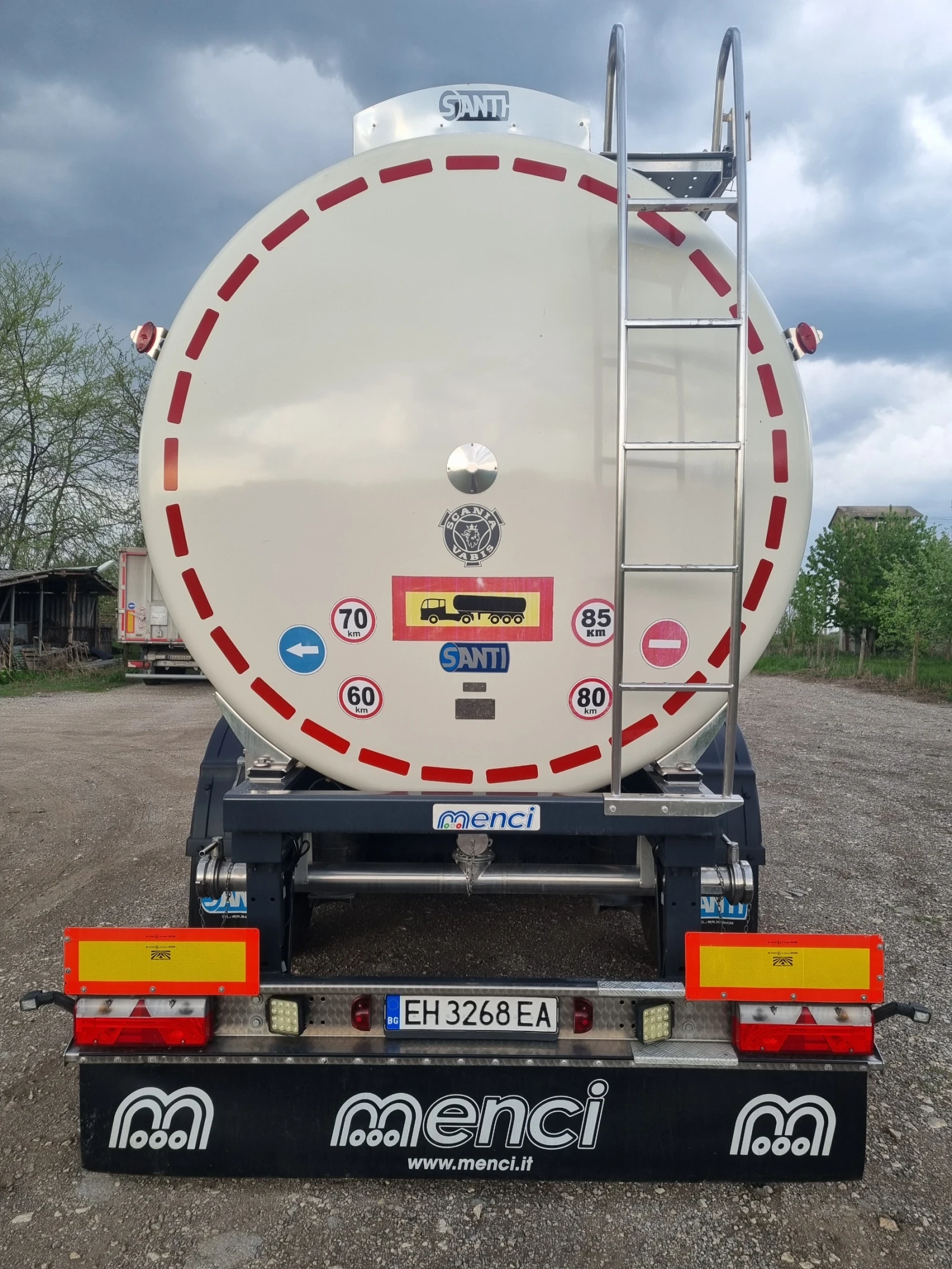 ����������� Menci | Mobile.bg � ����������� 6