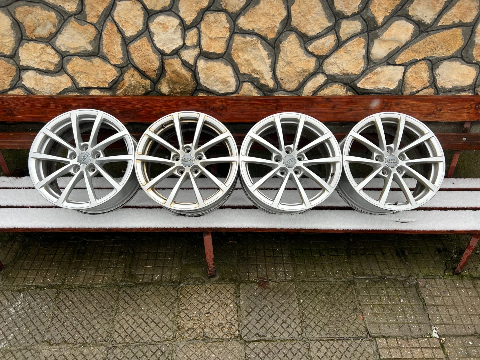 ������ | Mobile.bg � ����������� 4