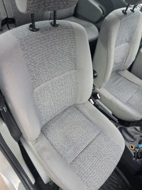 Dacia Logan 1.5 dci, снимка 16