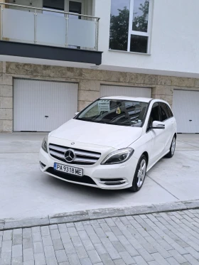 Mercedes-Benz B 180, снимка 1