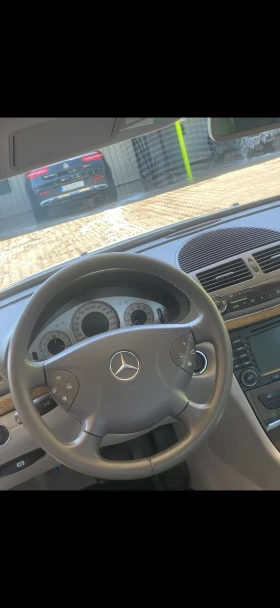 Mercedes-Benz E 500, снимка 7