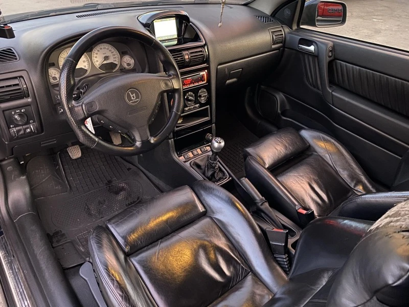 Opel Astra Bertone 2.0 Turbo Газ/Бензин , снимка 10 - Автомобили и джипове - 46850528