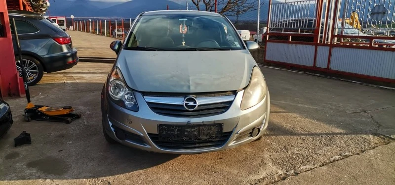 Opel Corsa 1.2, снимка 1 - Автомобили и джипове - 44319174