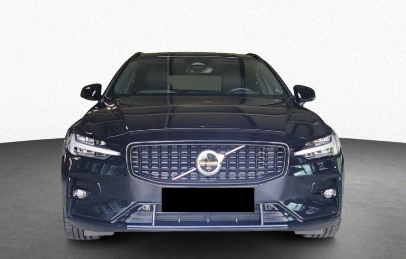 Volvo V60 B4 = Ultimate Dark= Panorama Гаранция, снимка 1 - Автомобили и джипове - 47344754