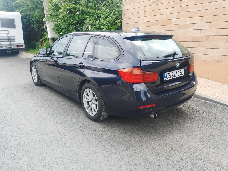 BMW 318 Автомат, навигация Евро5Б, снимка 3 - Автомобили и джипове - 47457274