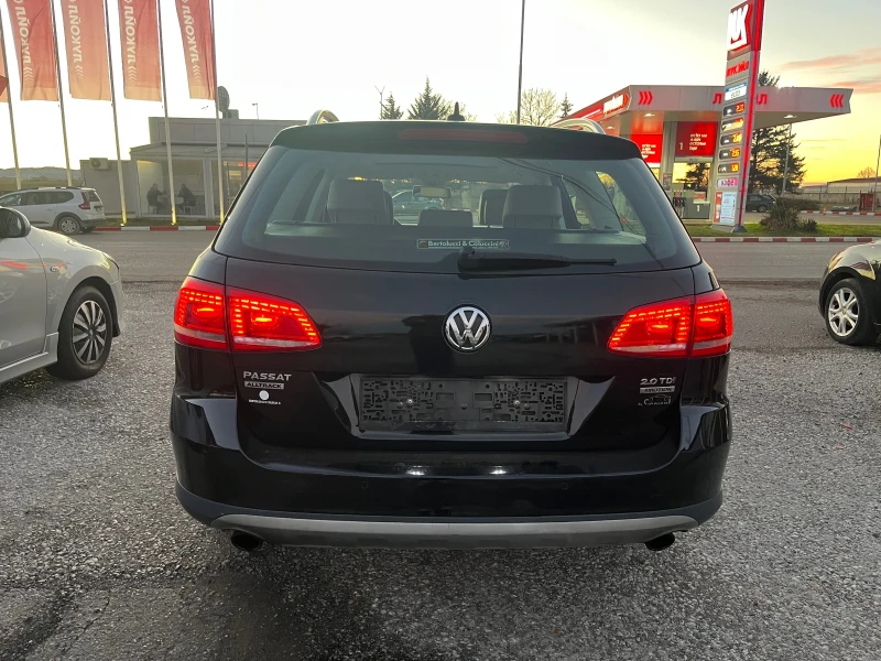 VW Passat 2.0TDI 4X4 170ps Alltrack, снимка 6 - Автомобили и джипове - 48365810