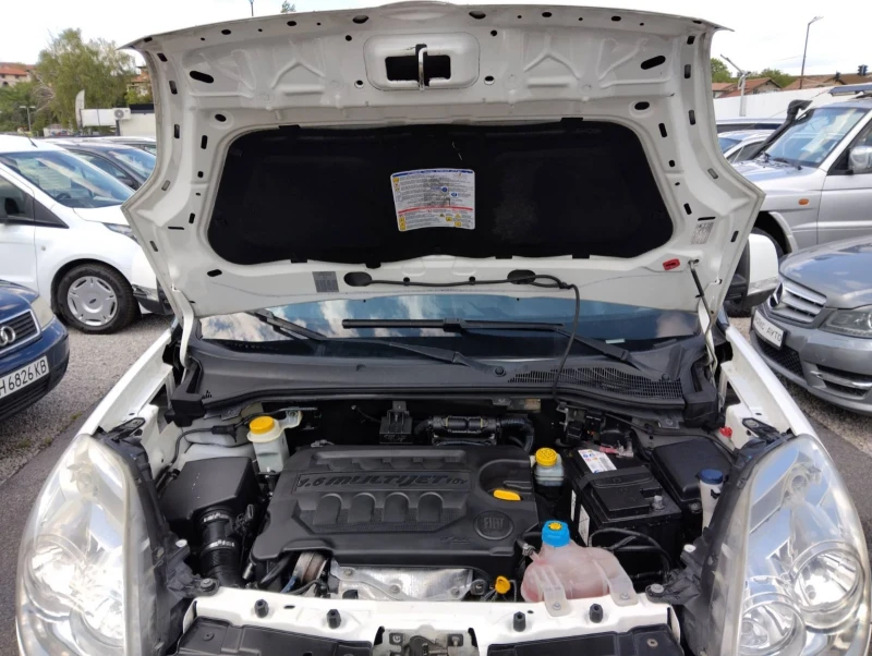 Fiat Doblo 1.6, 105 к.с., снимка 16 - Автомобили и джипове - 50526009