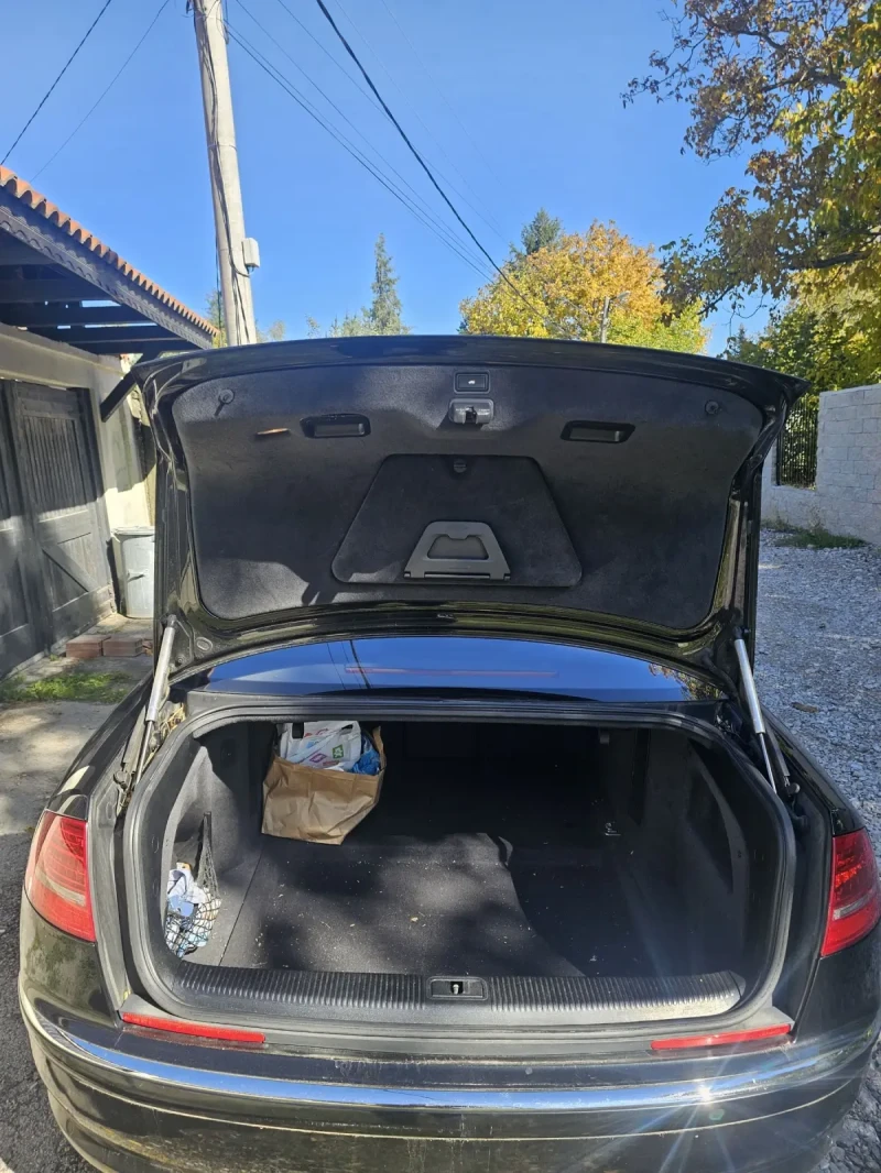 Audi A8 2.8 fsi benzin , снимка 4 - Автомобили и джипове - 52109464